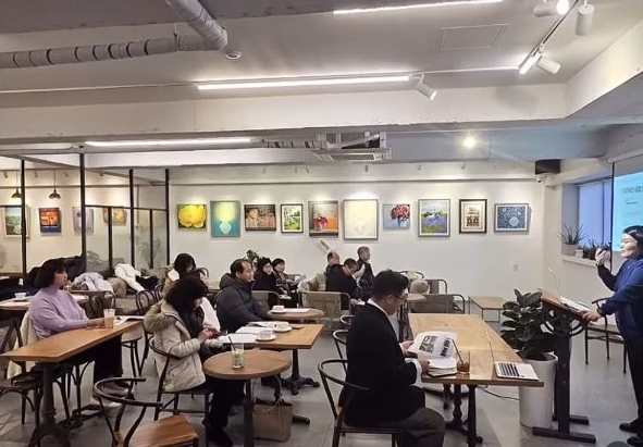 함께 돌아보고 계획한 2026년 정기총회 · 굿이너프 공식 활동 사진